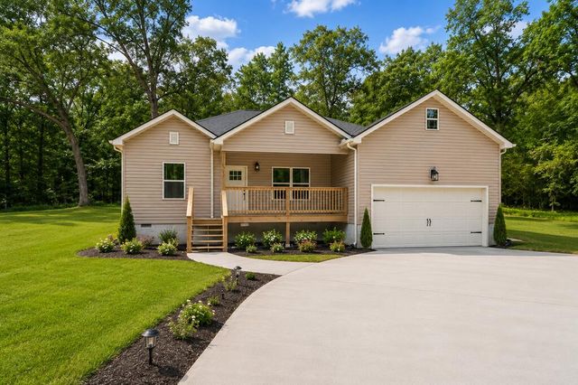 1260 NE Prelsey Rd, Dalton, GA 30721
