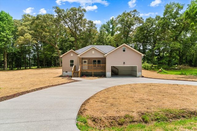 1260 NE Prelsey Rd, Dalton, GA 30721