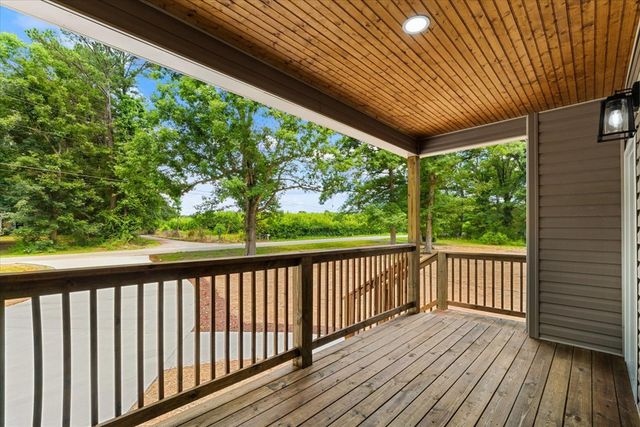 1260 NE Prelsey Rd, Dalton, GA 30721