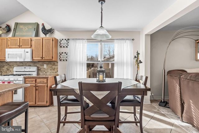 2212 KINGSFORD LN, Atco, NJ 08004