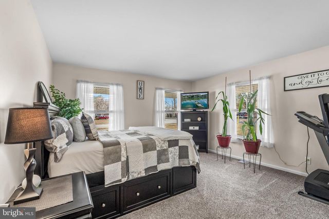 2212 KINGSFORD LN, Atco, NJ 08004