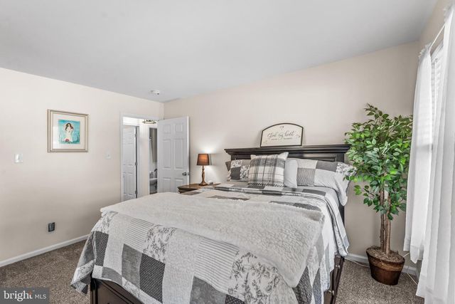 2212 KINGSFORD LN, Atco, NJ 08004