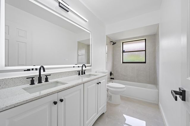 1633 WOODS BEND Road, West Palm Beach, FL 33406