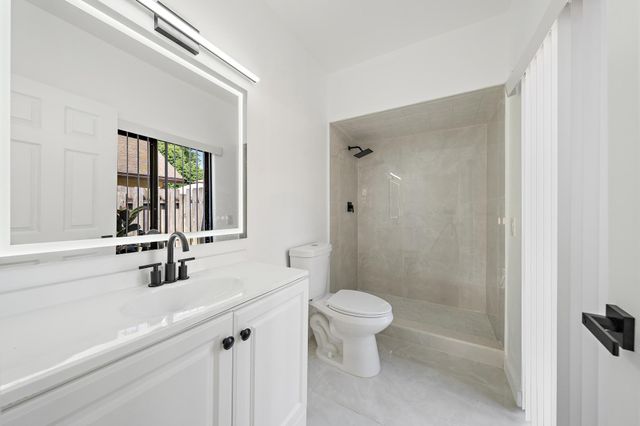 1633 WOODS BEND Road, West Palm Beach, FL 33406