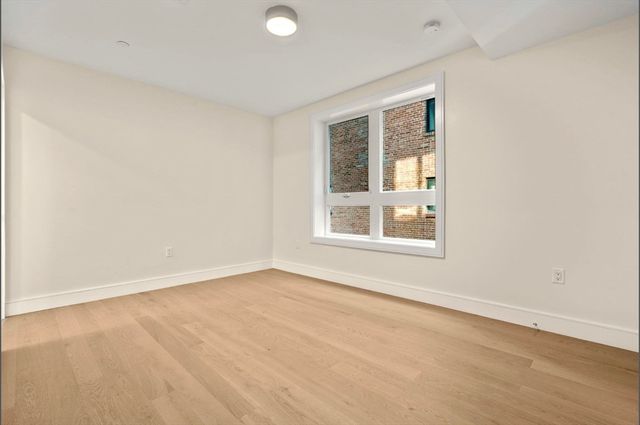 301 Border St. 402, Boston, MA 02128