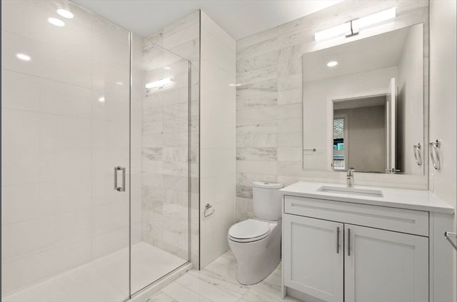 301 Border St. 402, Boston, MA 02128