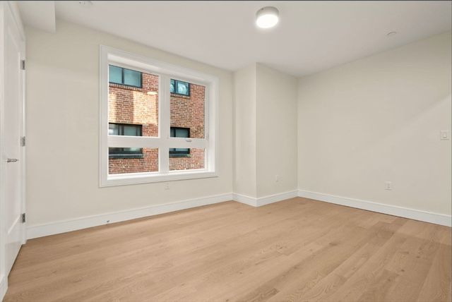 301 Border St. 402, Boston, MA 02128