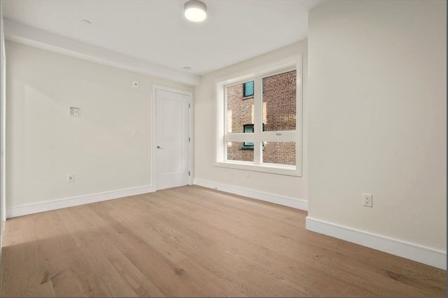 301 Border St. 402, Boston, MA 02128