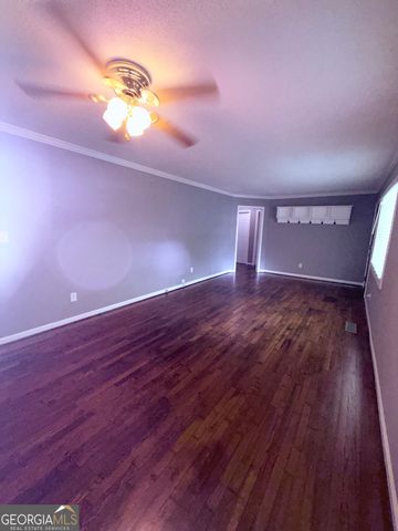317 Hilltop Circle Extension SW, Mableton, GA 30126