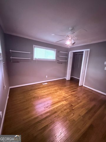 317 Hilltop Circle Extension SW, Mableton, GA 30126