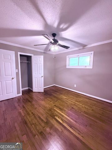 317 Hilltop Circle Extension SW, Mableton, GA 30126