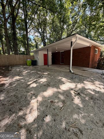 317 Hilltop Circle Extension SW, Mableton, GA 30126