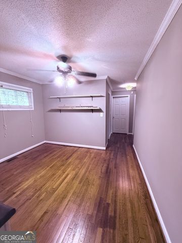 317 Hilltop Circle Extension SW, Mableton, GA 30126