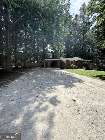 317 Hilltop Circle Extension SW, Mableton, GA 30126