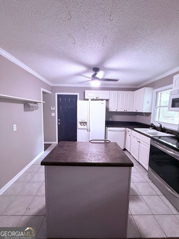 317 Hilltop Circle Extension SW, Mableton, GA 30126