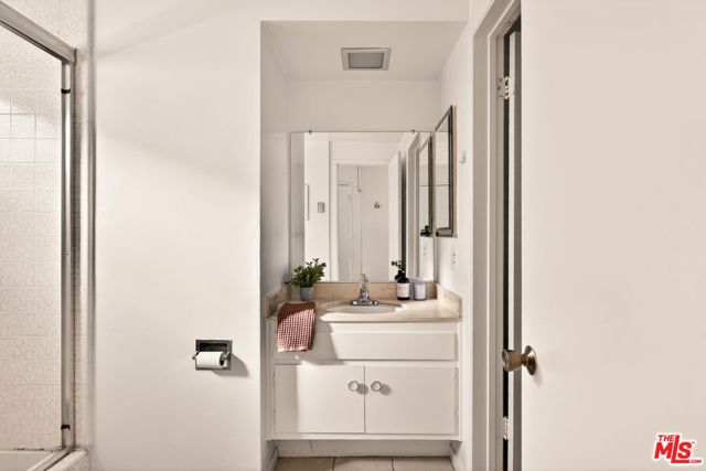 4725 Purdue Avenue, Culver City, CA 90230