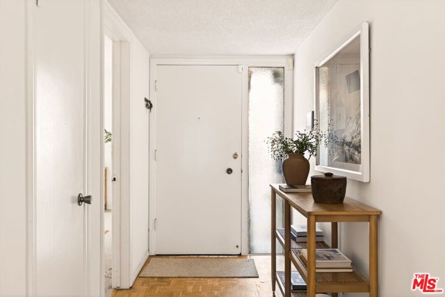 4725 Purdue Avenue, Culver City, CA 90230