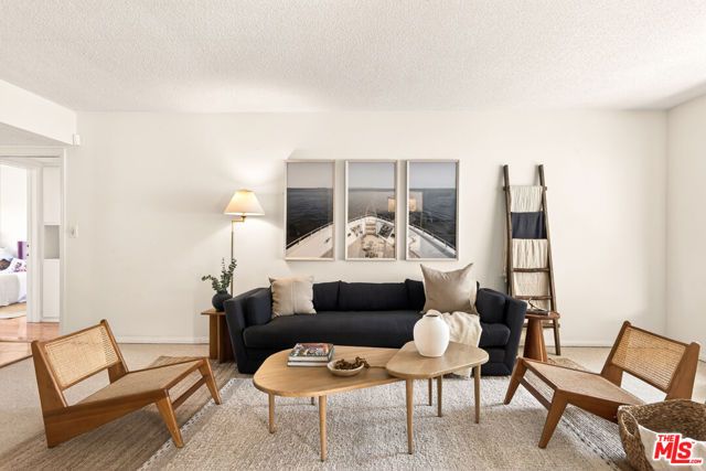 4725 Purdue Avenue, Culver City, CA 90230
