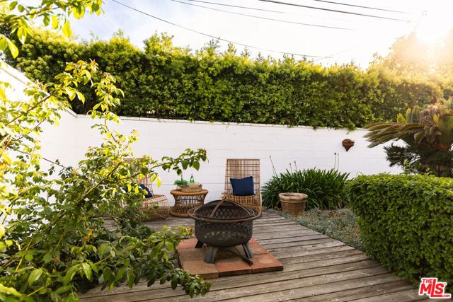 4725 Purdue Avenue, Culver City, CA 90230