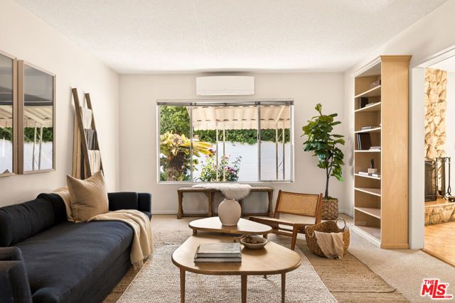 4725 Purdue Avenue, Culver City, CA 90230