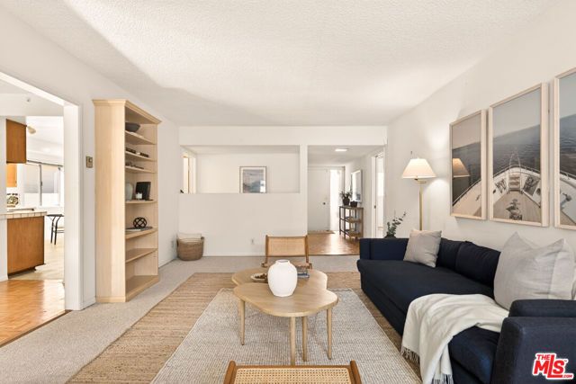 4725 Purdue Avenue, Culver City, CA 90230