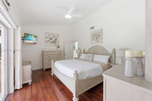 943 SW 149th Way, Sunrise, FL 33326