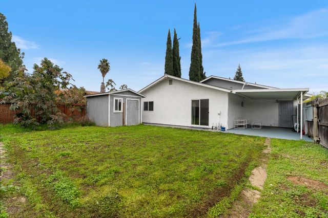 8751 Torrey Way, Elk Grove, CA 95624