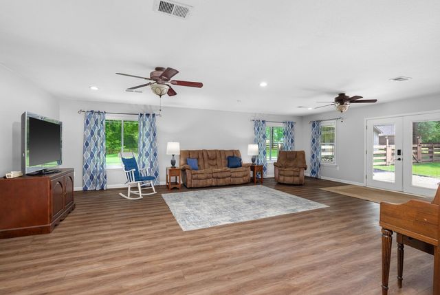 6639 OLD MILLINGTON RD, Millington, TN 38053