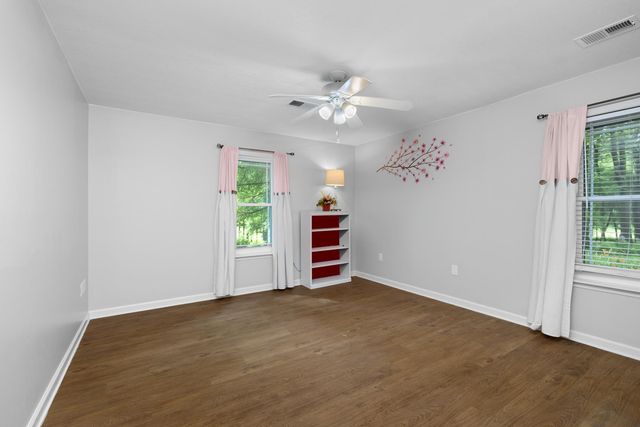 6639 OLD MILLINGTON RD, Millington, TN 38053