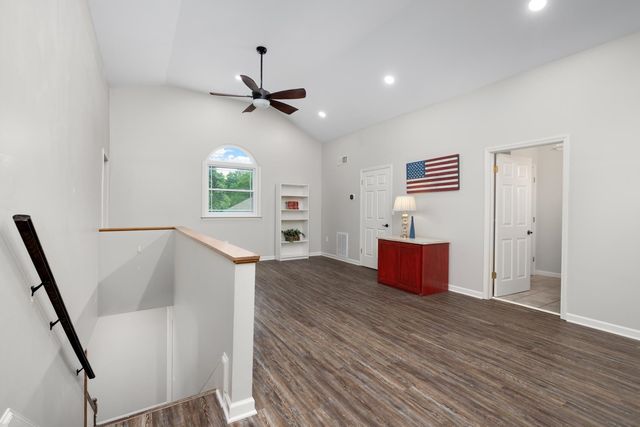 6639 OLD MILLINGTON RD, Millington, TN 38053