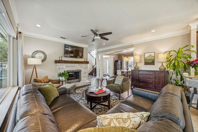 113 Lake Forest Court, Garland, TX 75044