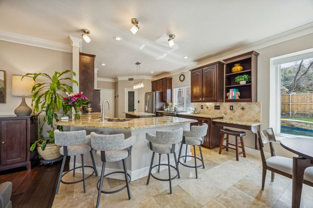 113 Lake Forest Court, Garland, TX 75044