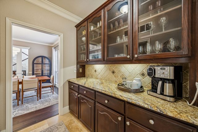 113 Lake Forest Court, Garland, TX 75044