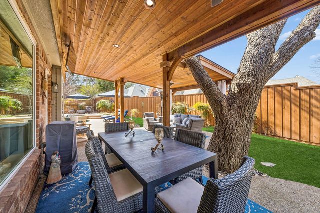 113 Lake Forest Court, Garland, TX 75044