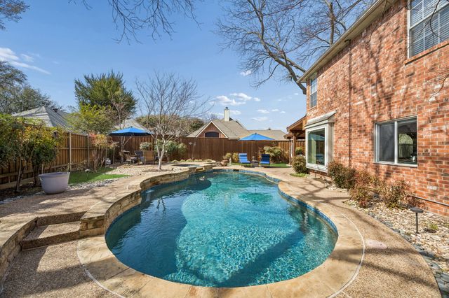 113 Lake Forest Court, Garland, TX 75044