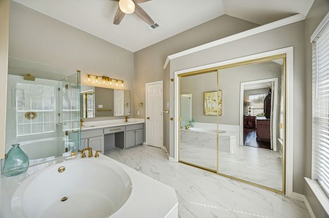 113 Lake Forest Court, Garland, TX 75044