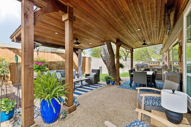 113 Lake Forest Court, Garland, TX 75044