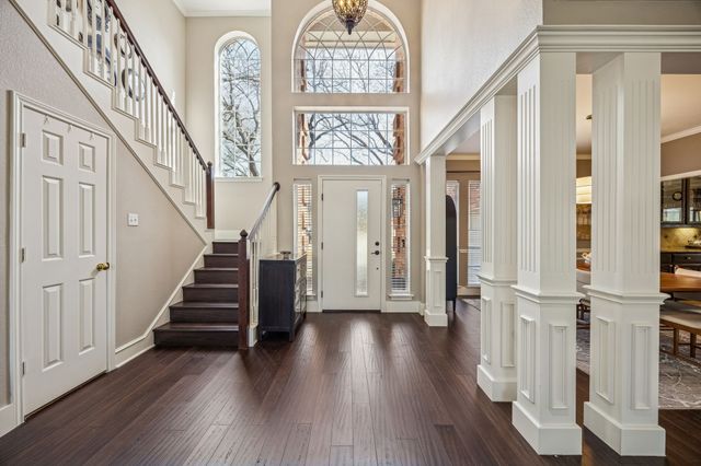 113 Lake Forest Court, Garland, TX 75044