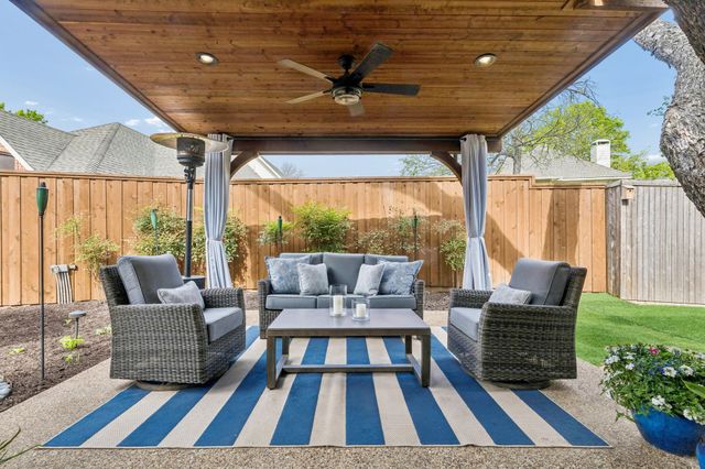 113 Lake Forest Court, Garland, TX 75044