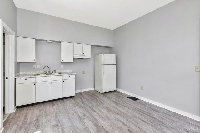 305 Walnut Street, Elmwood Place, OH 45216