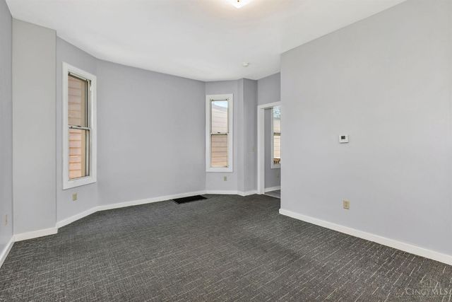 305 Walnut Street, Elmwood Place, OH 45216