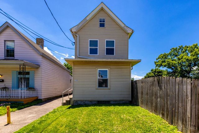 305 Walnut Street, Elmwood Place, OH 45216