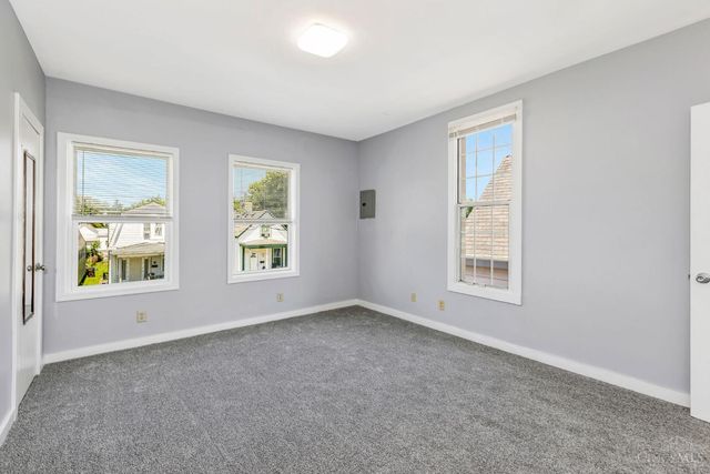 305 Walnut Street, Elmwood Place, OH 45216