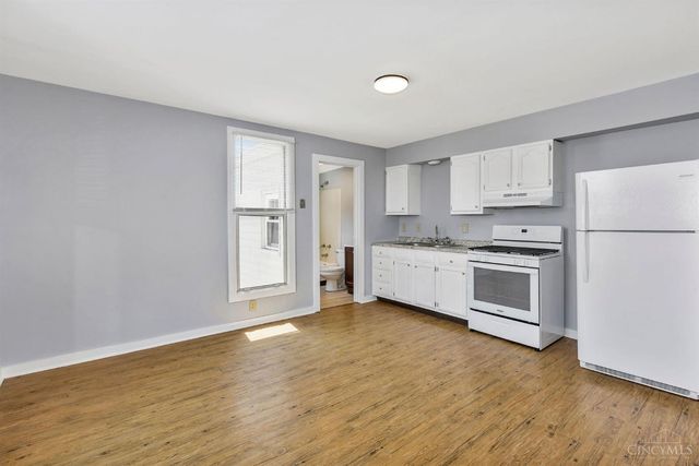 305 Walnut Street, Elmwood Place, OH 45216