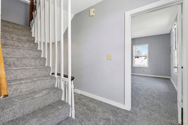 305 Walnut Street, Elmwood Place, OH 45216
