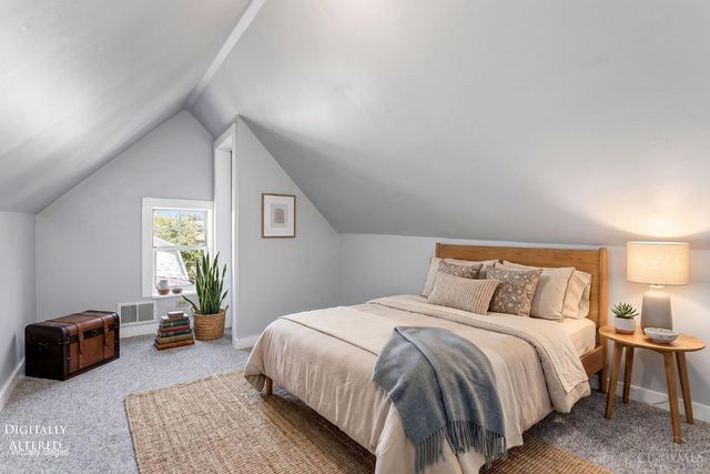 305 Walnut Street, Elmwood Place, OH 45216