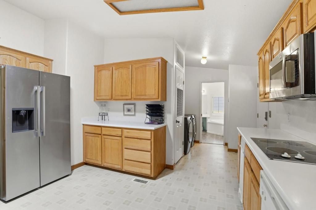 Image 13 of property listing at 1225 Vienna Drive, Sunnyvale, CA 94089