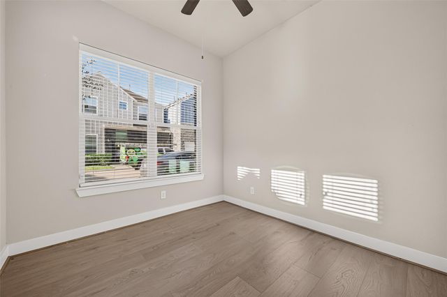 8802 Hollister Pine Court, Houston, TX 77080