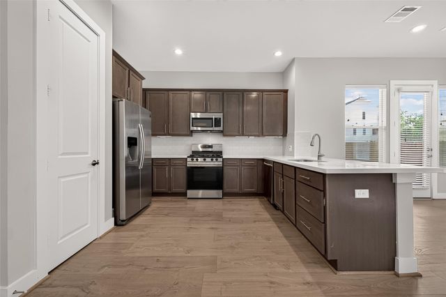 8802 Hollister Pine Court, Houston, TX 77080