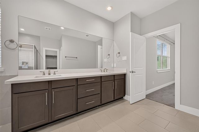 8802 Hollister Pine Court, Houston, TX 77080